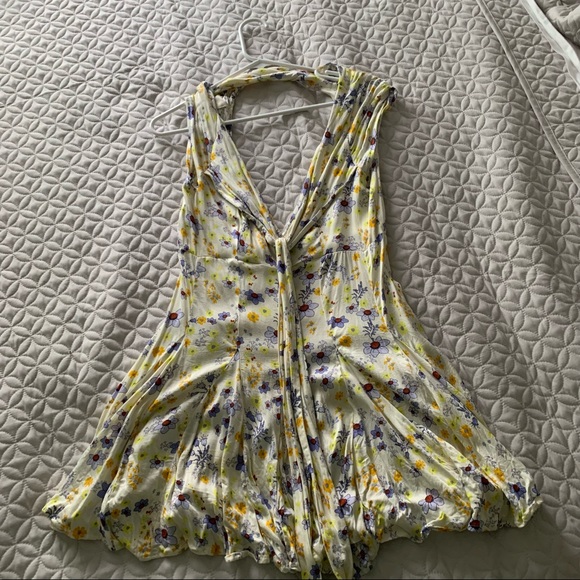 FREE PEOPLE
Women's White It Takes Two Wrap Dress.  Size small. New no tags - Picture 7 of 7